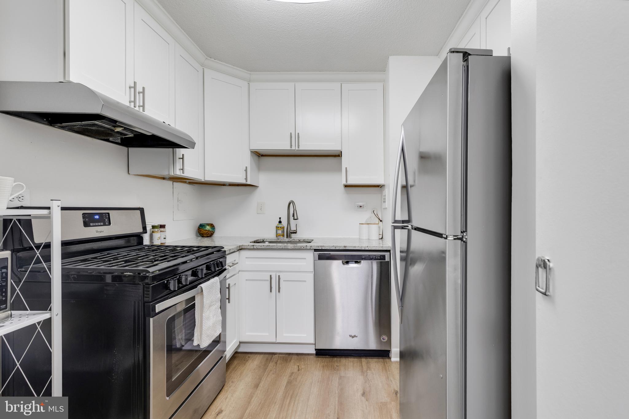 CIRCLE CONDOMINIUMS - Residential