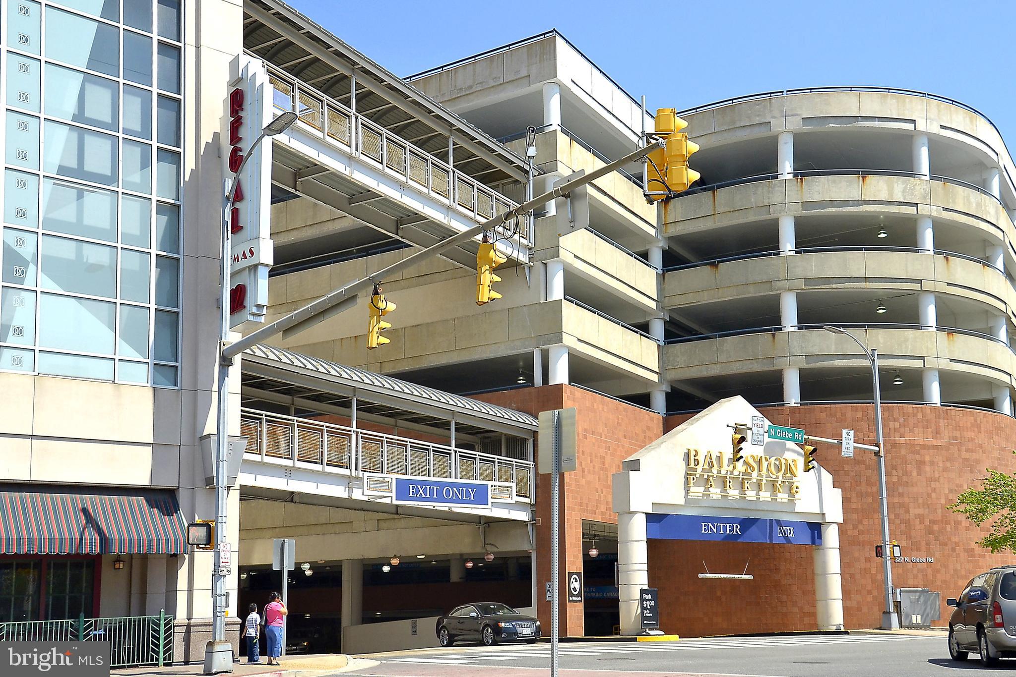 CIRCLE CONDOMINIUMS - Residential