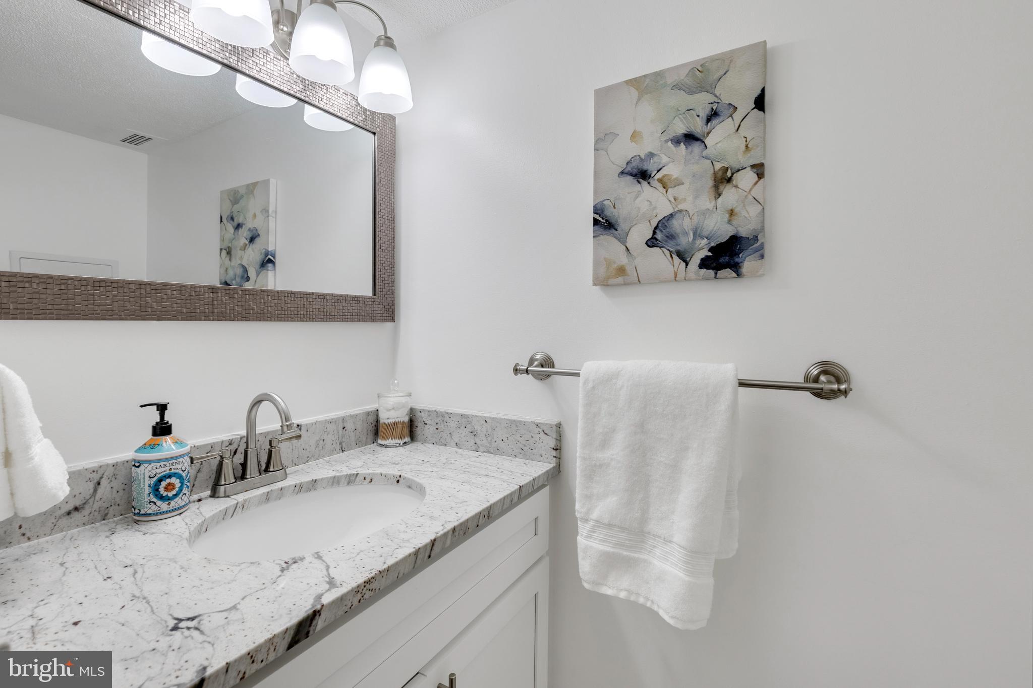 CIRCLE CONDOMINIUMS - Residential