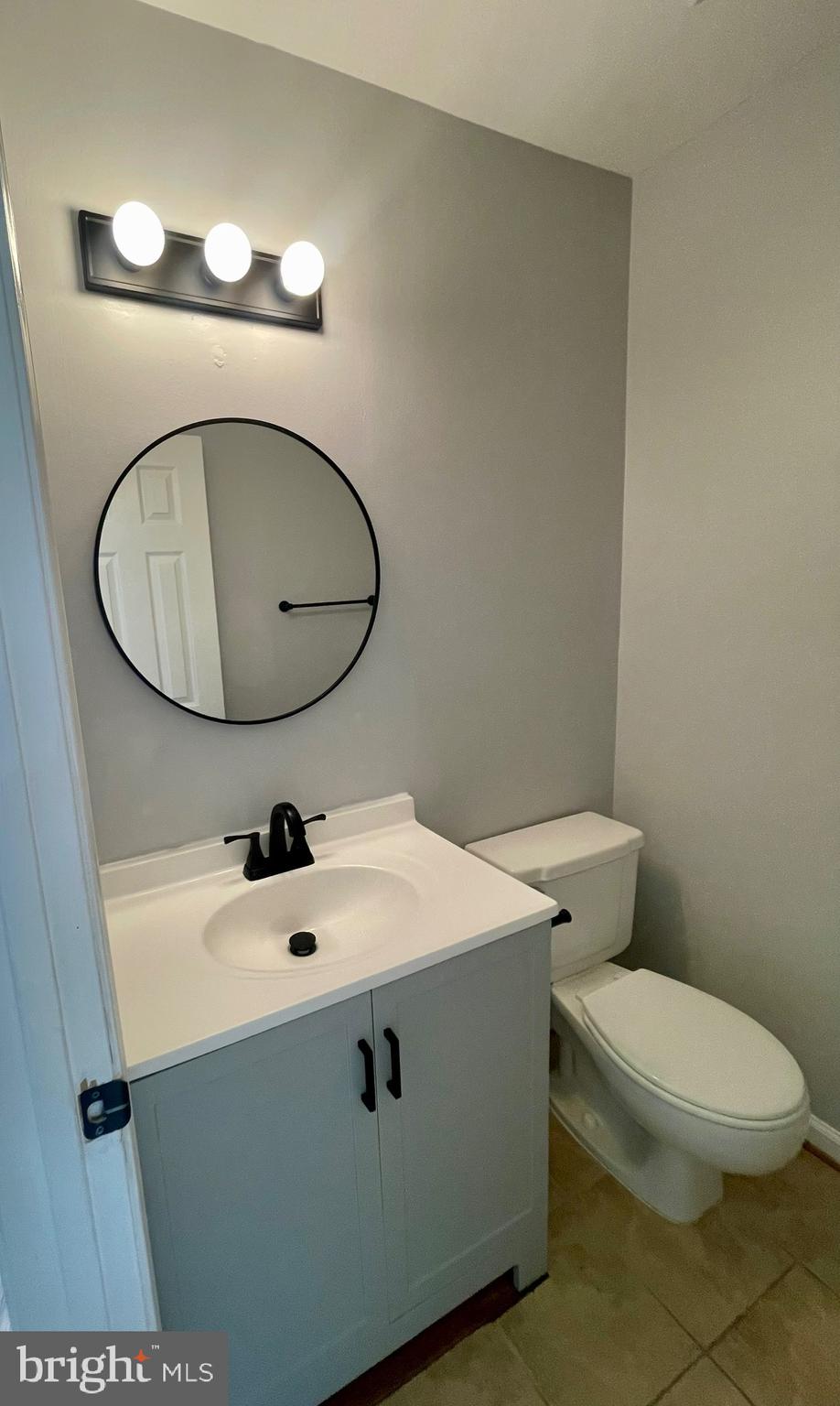 PARKWAY CONDOMINIUMS - Residential