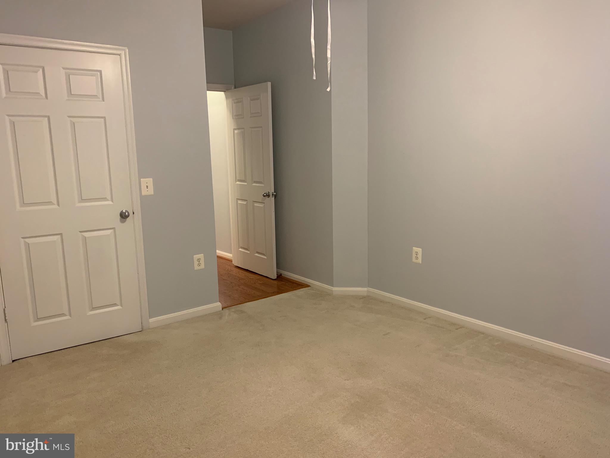 MARQUIS AT VIENNA STATION - Residential