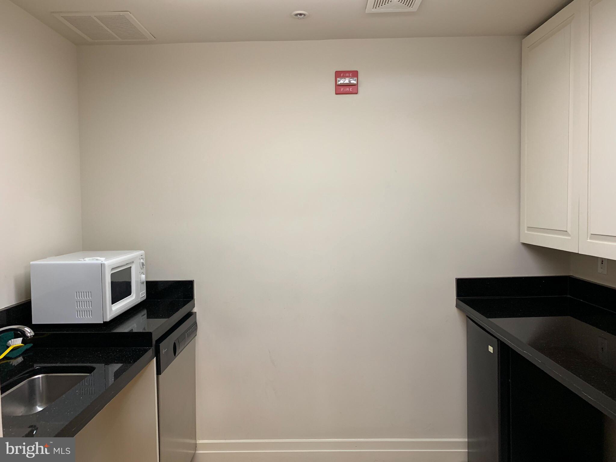 MARQUIS AT VIENNA STATION - Residential