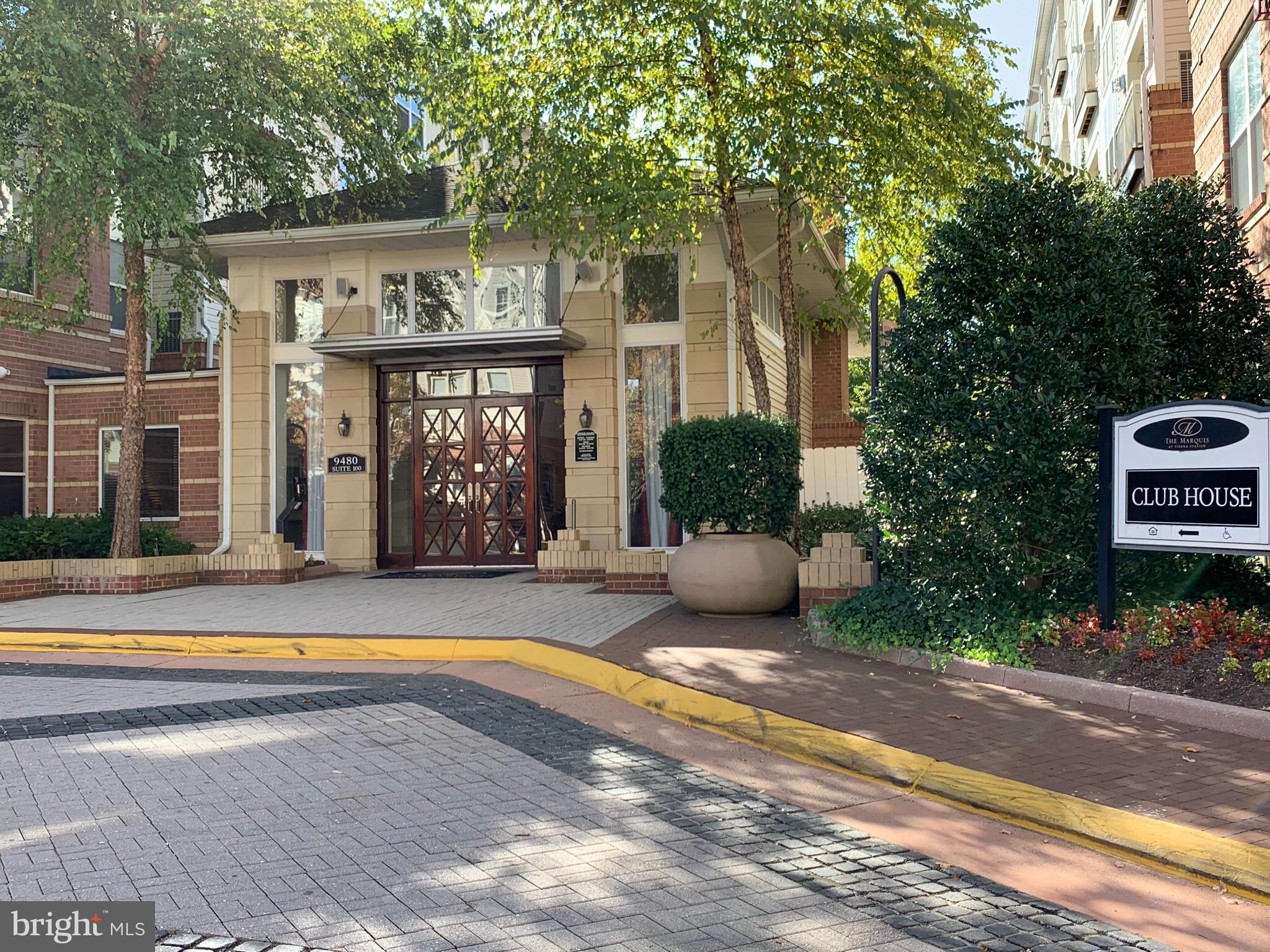 MARQUIS AT VIENNA STATION - Residential