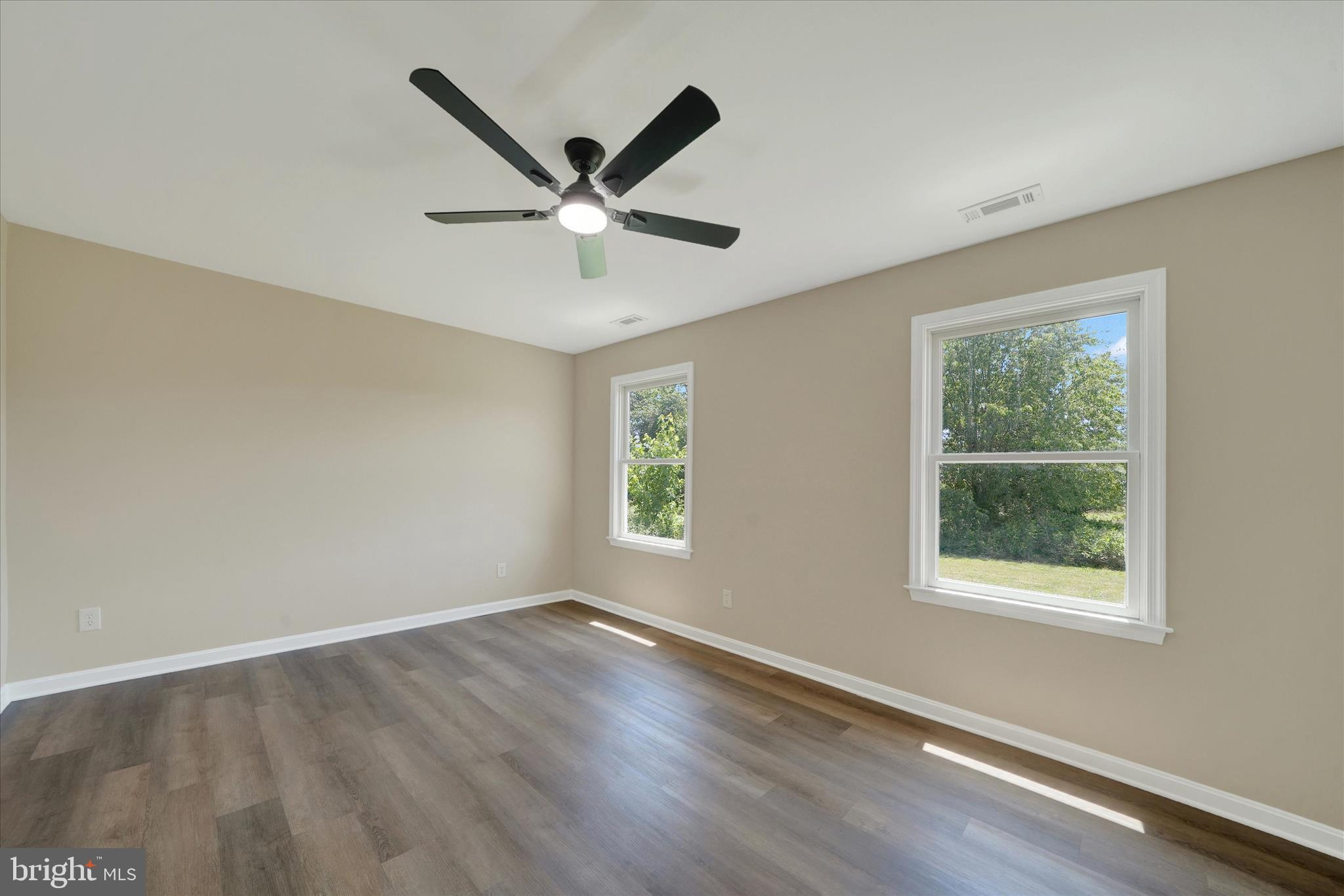 KNIGHTS LANDING - Residential