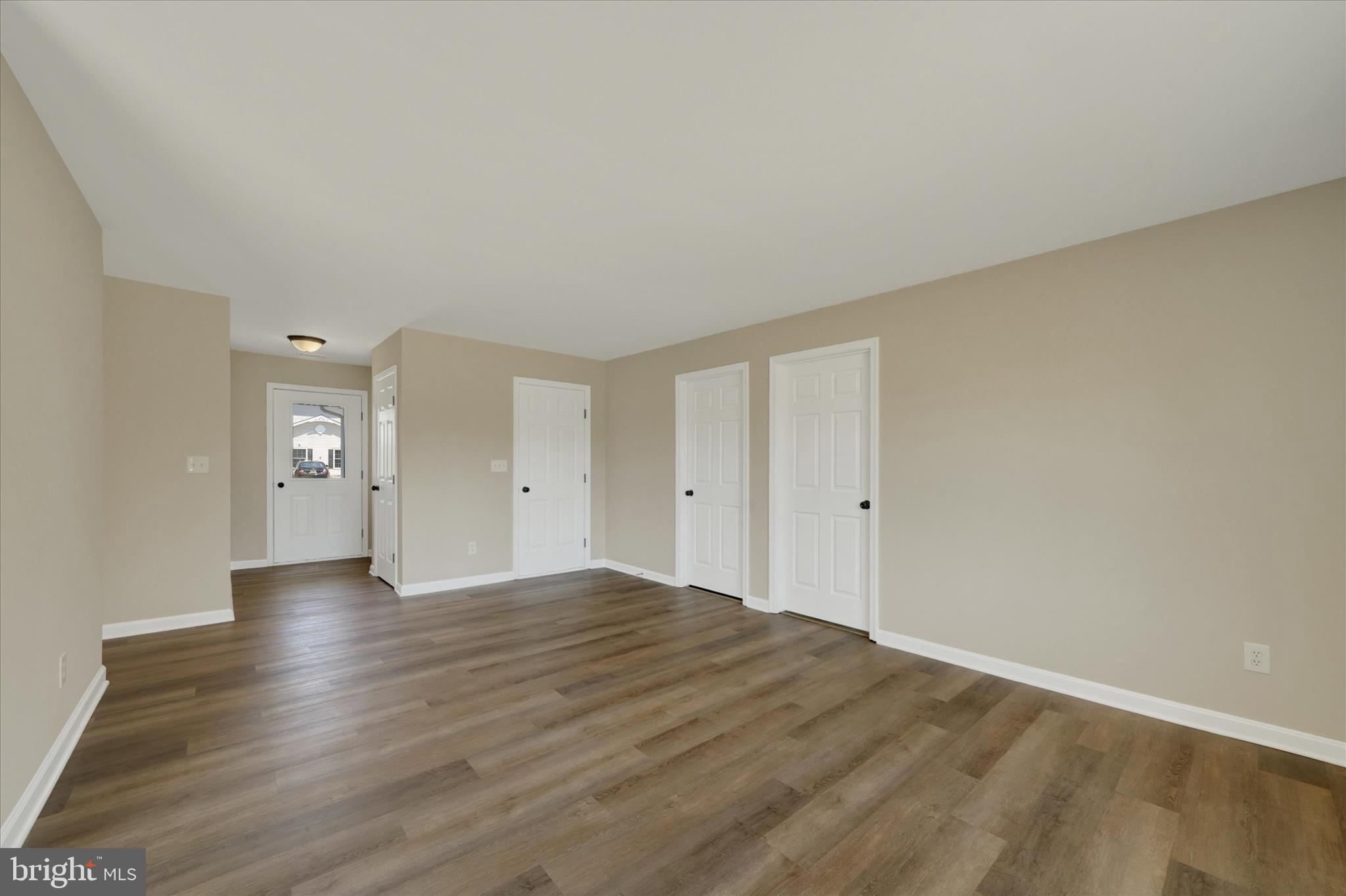 KNIGHTS LANDING - Residential