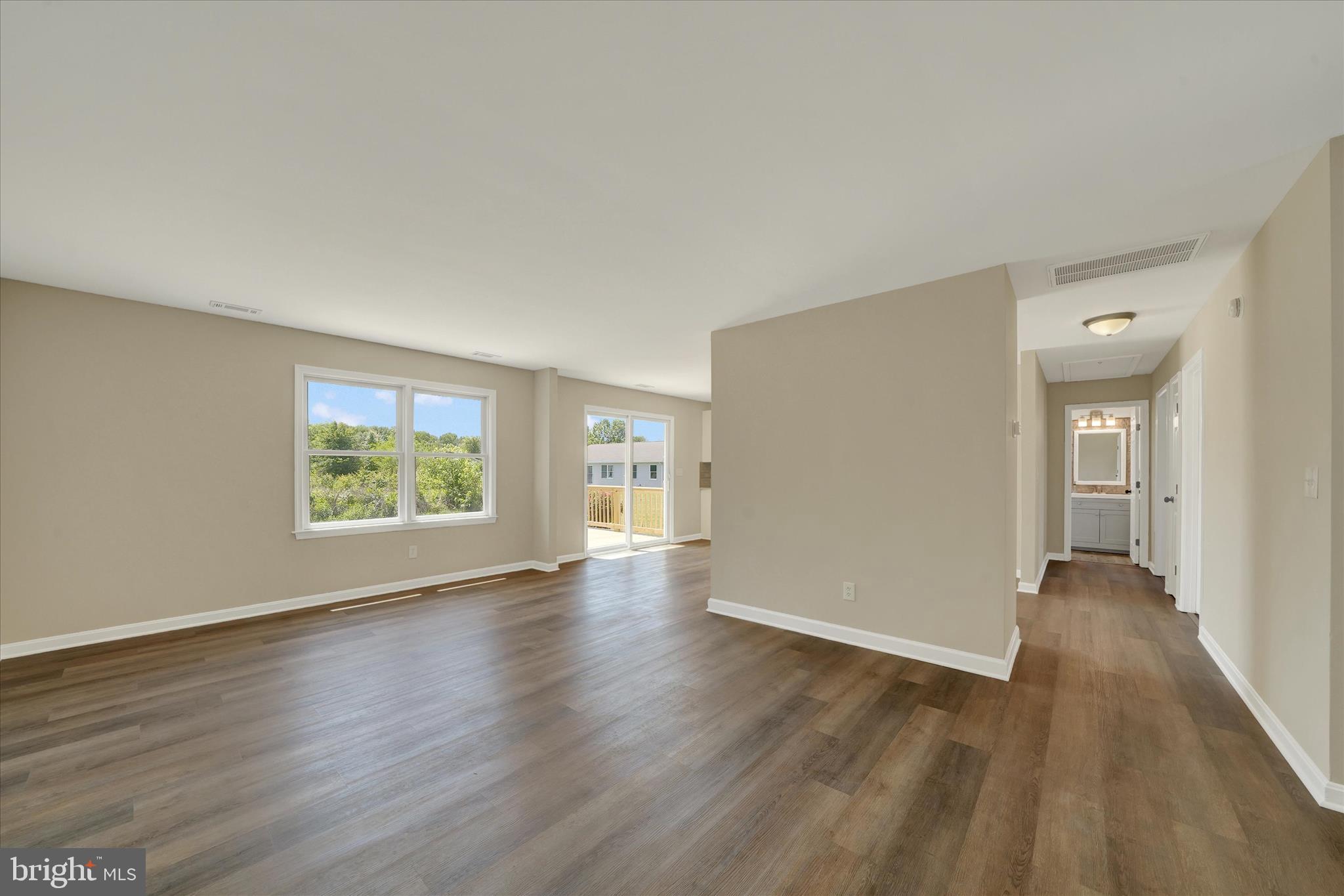 KNIGHTS LANDING - Residential