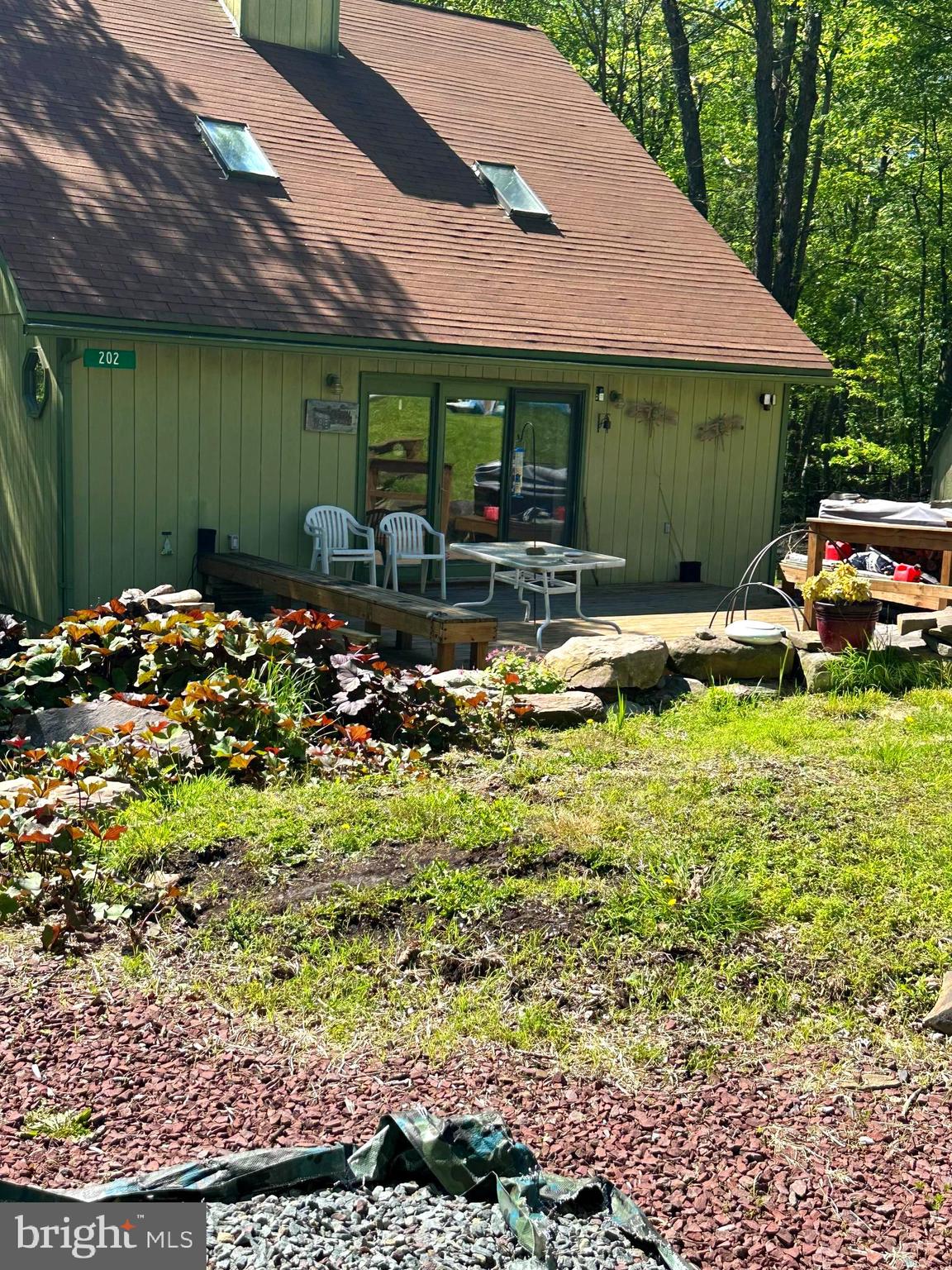 ARROWHEAD LAKE - Residential