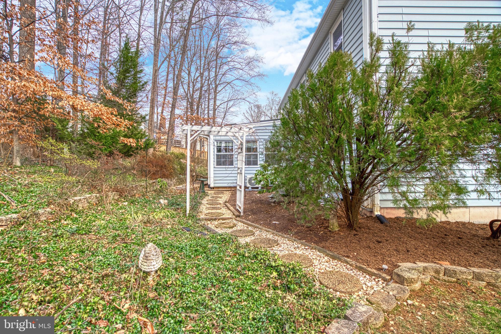 MONTCLAIR - Residential