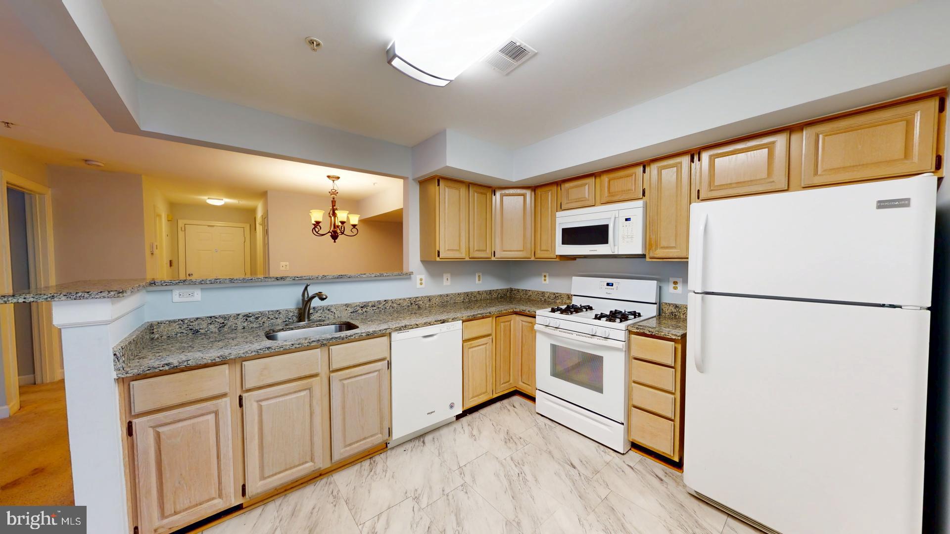 FAIRFIELD HOUSE - Residential Lease