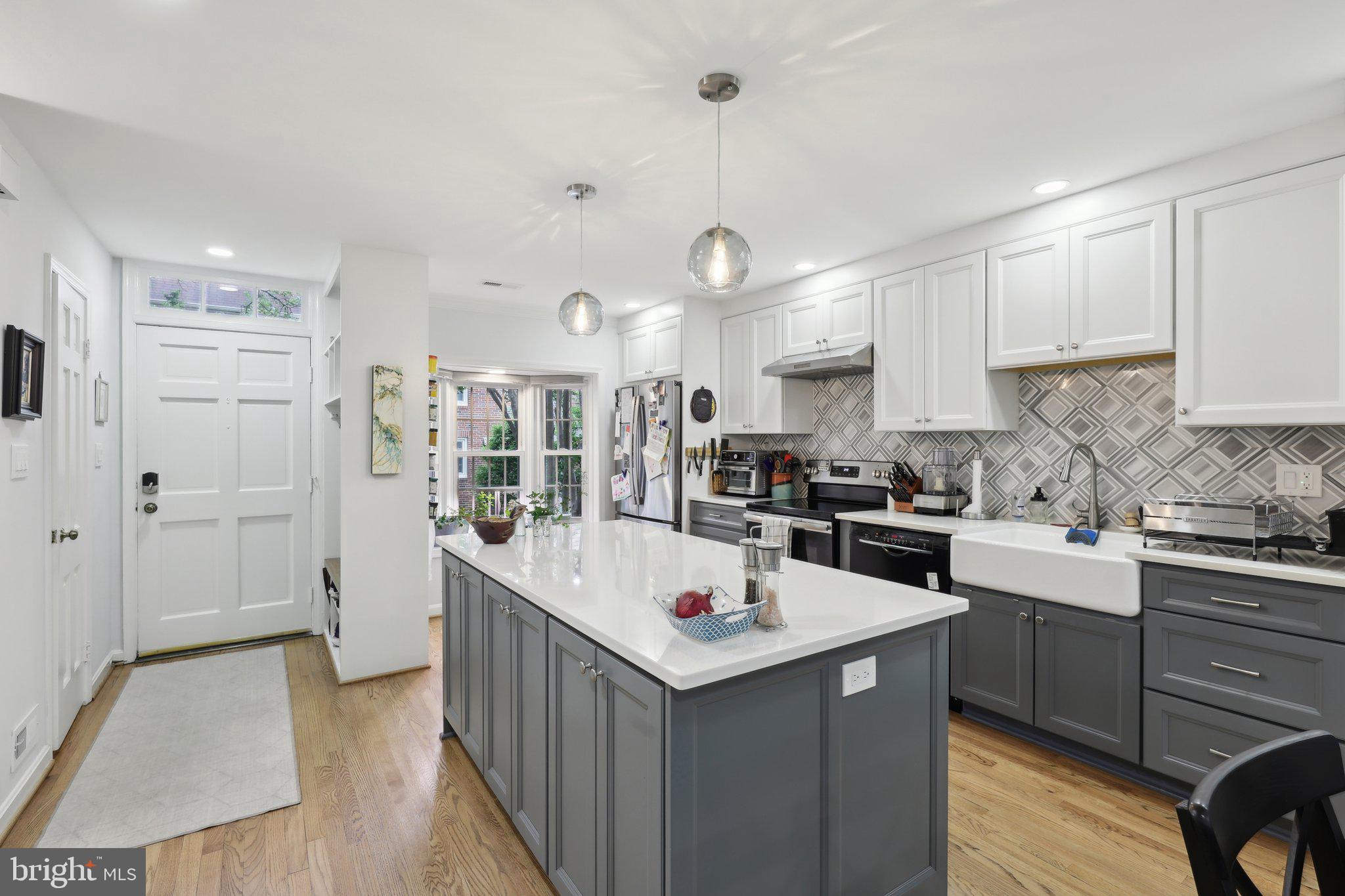 OLD TOWN STATION - Residential Lease
