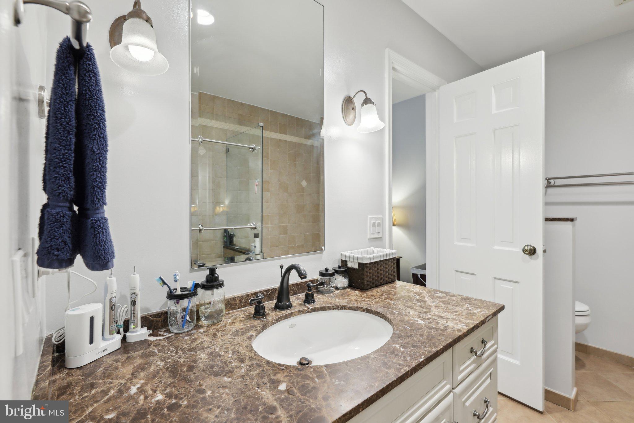 OLD TOWN STATION - Residential Lease