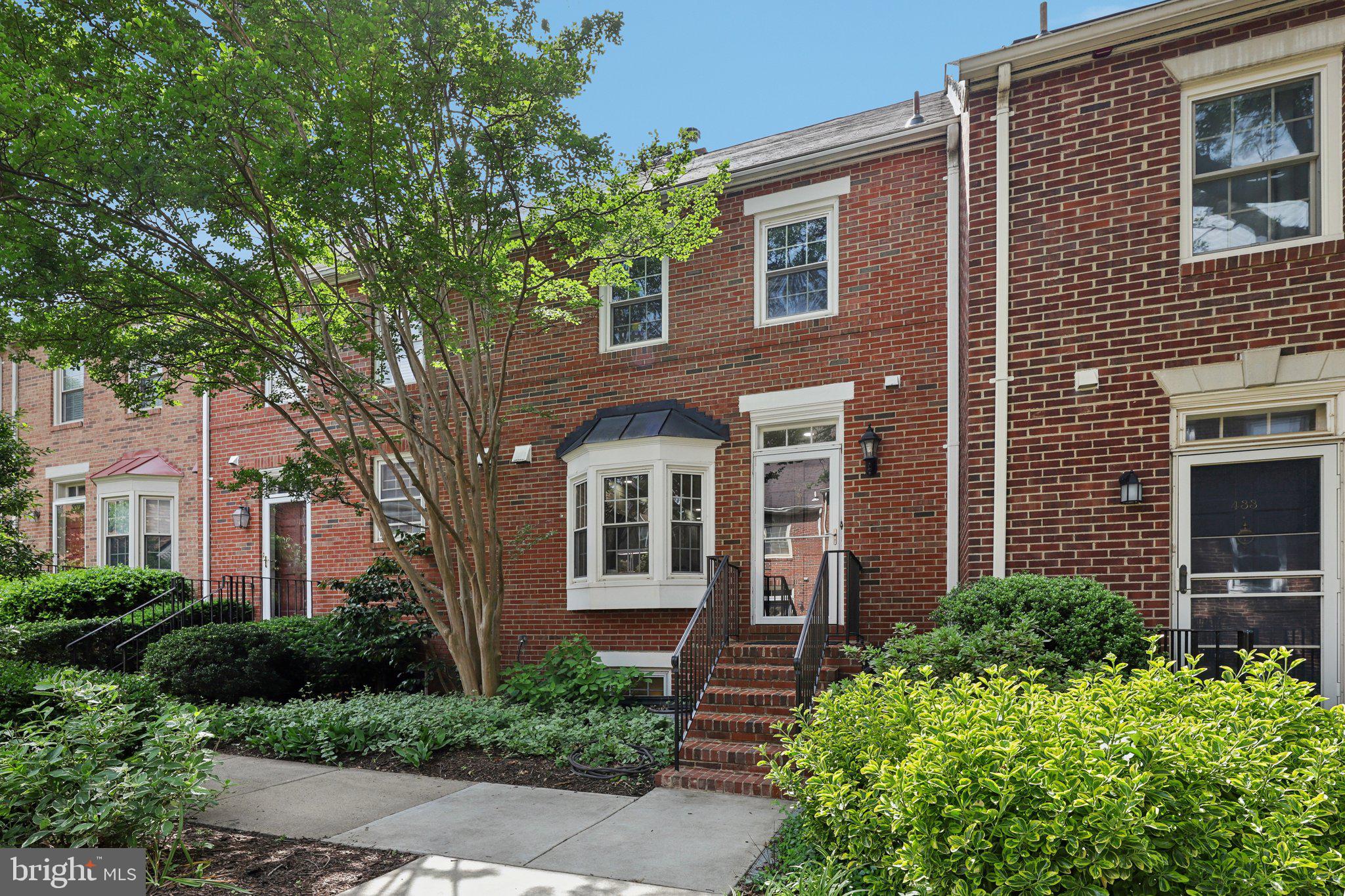 OLD TOWN STATION - Residential Lease