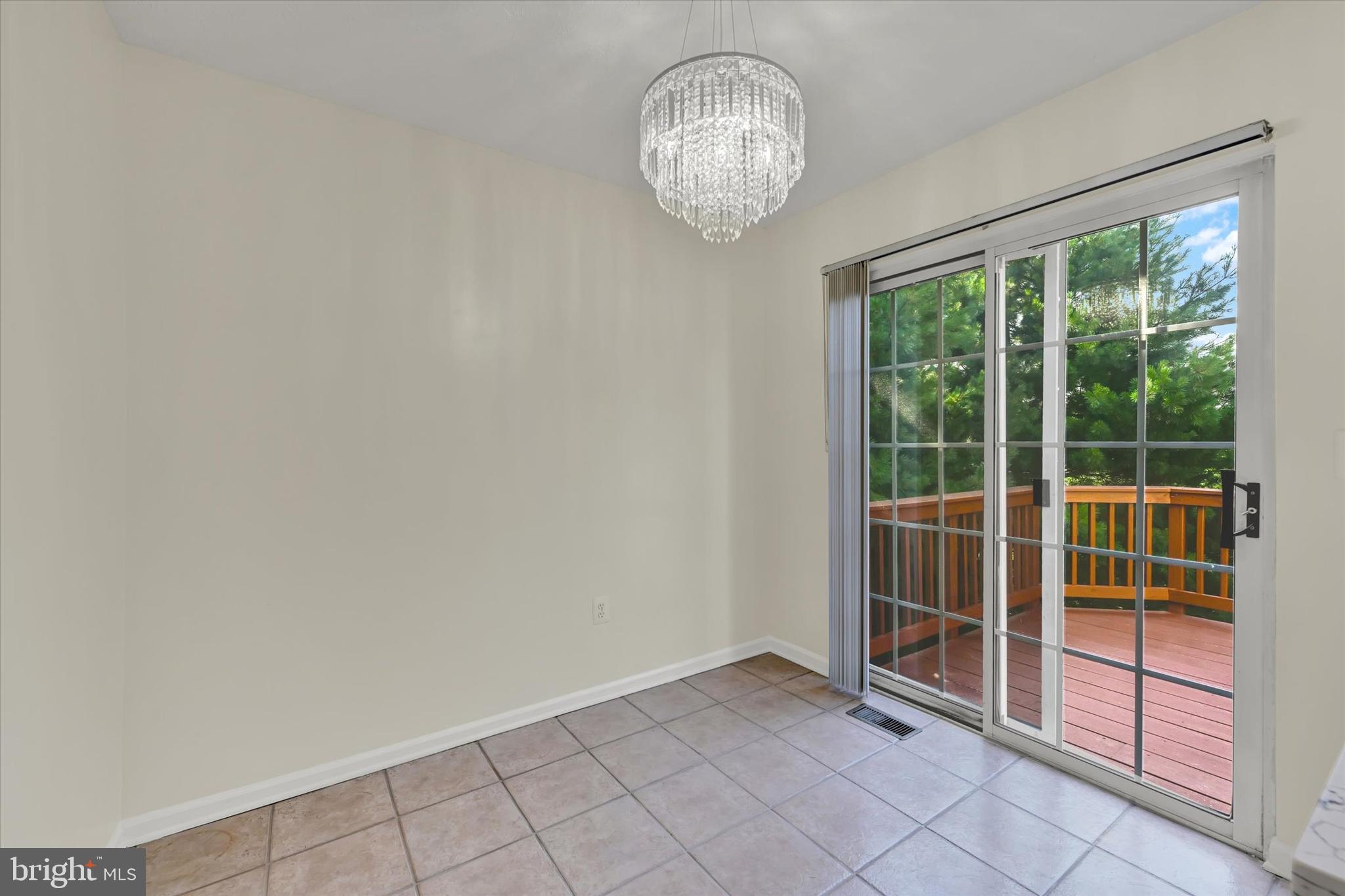 HOWARDS RIDGE - Residential