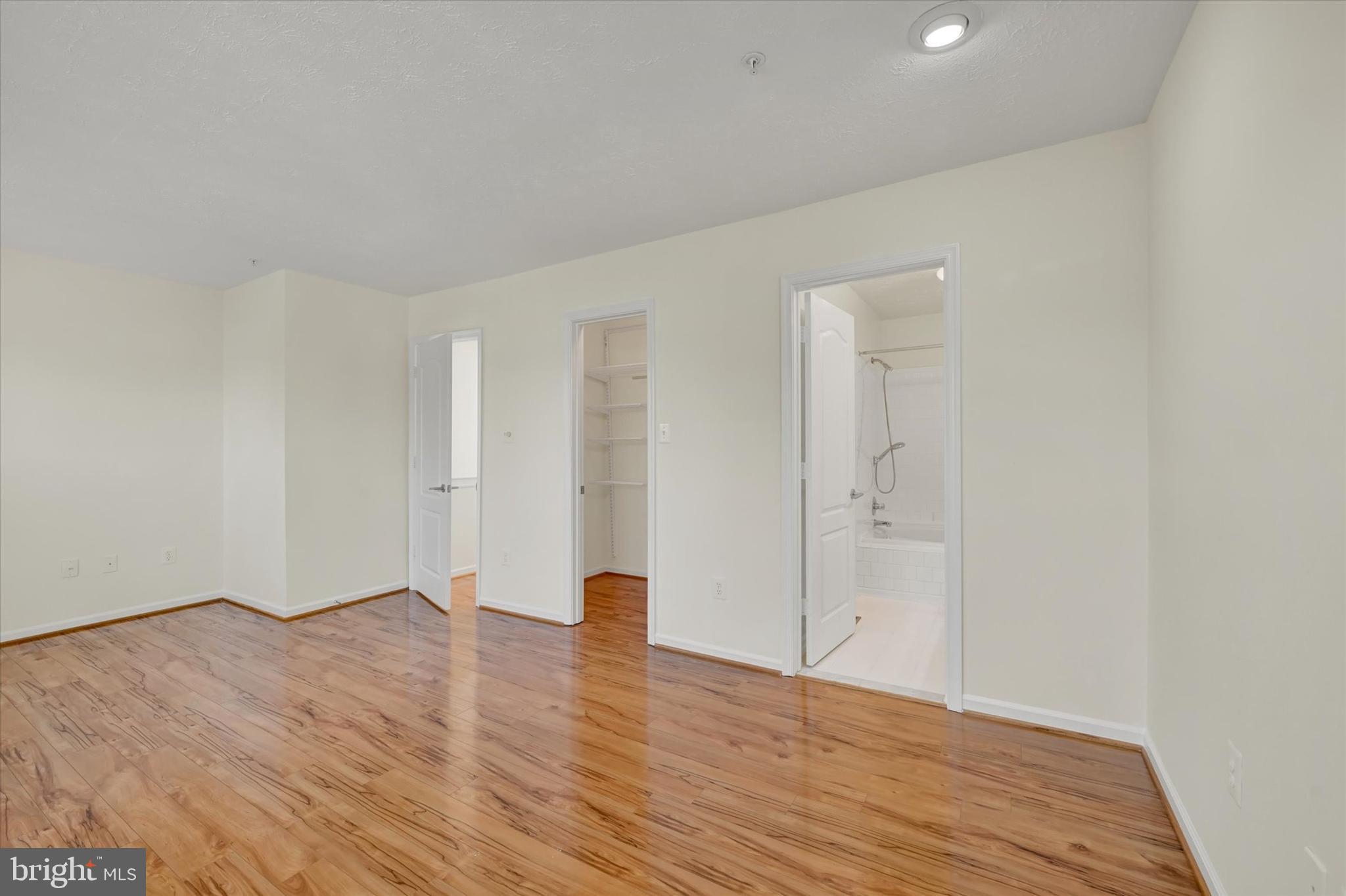 HOWARDS RIDGE - Residential