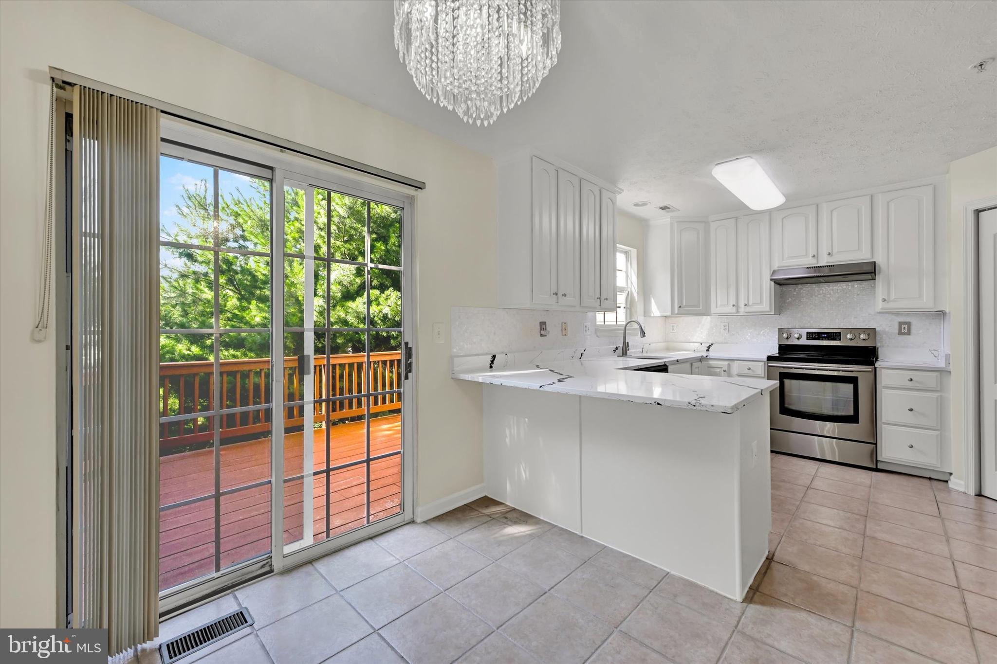 HOWARDS RIDGE - Residential