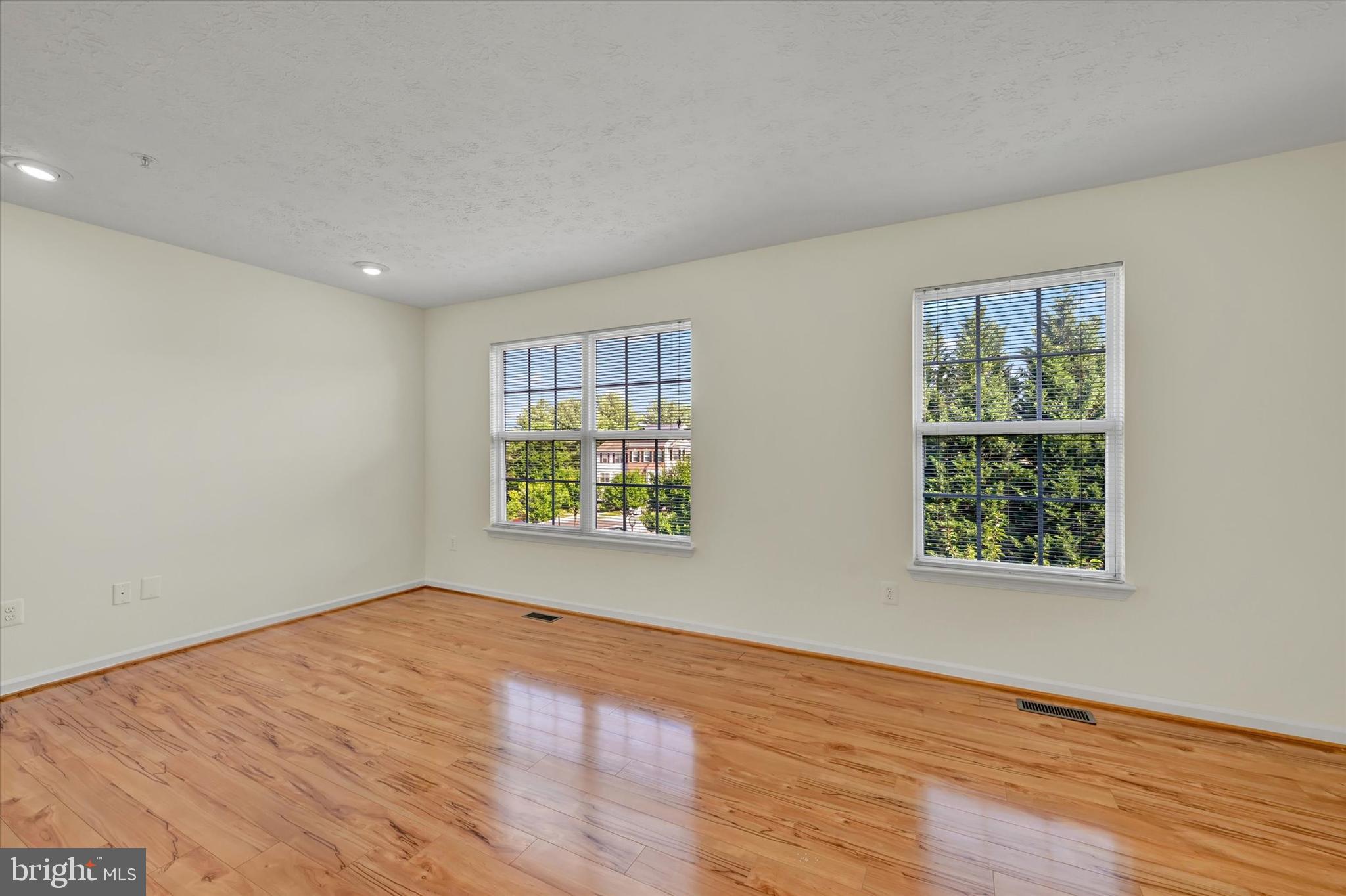 HOWARDS RIDGE - Residential
