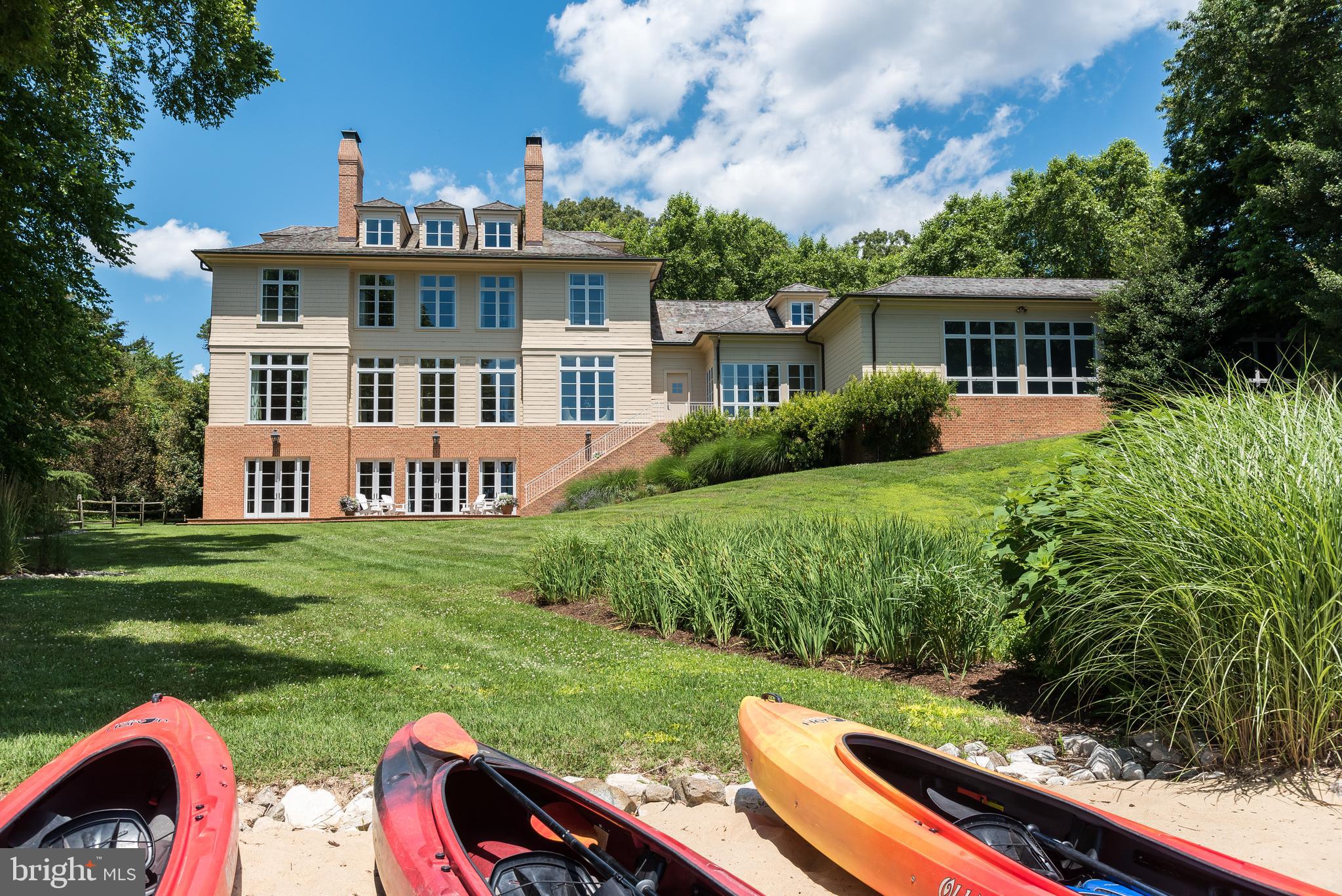 WIMBLEDON FARMS - Residential