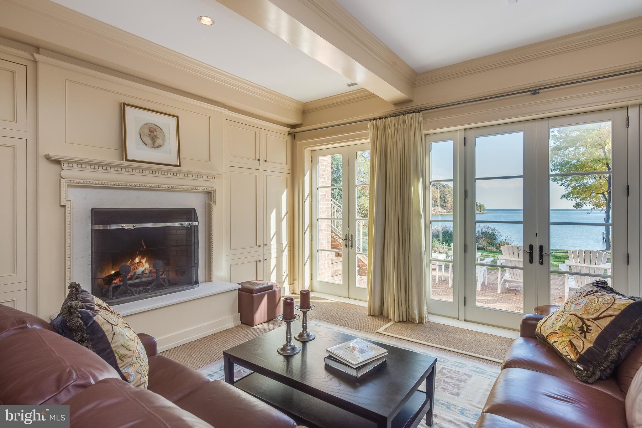 WIMBLEDON FARMS - Residential
