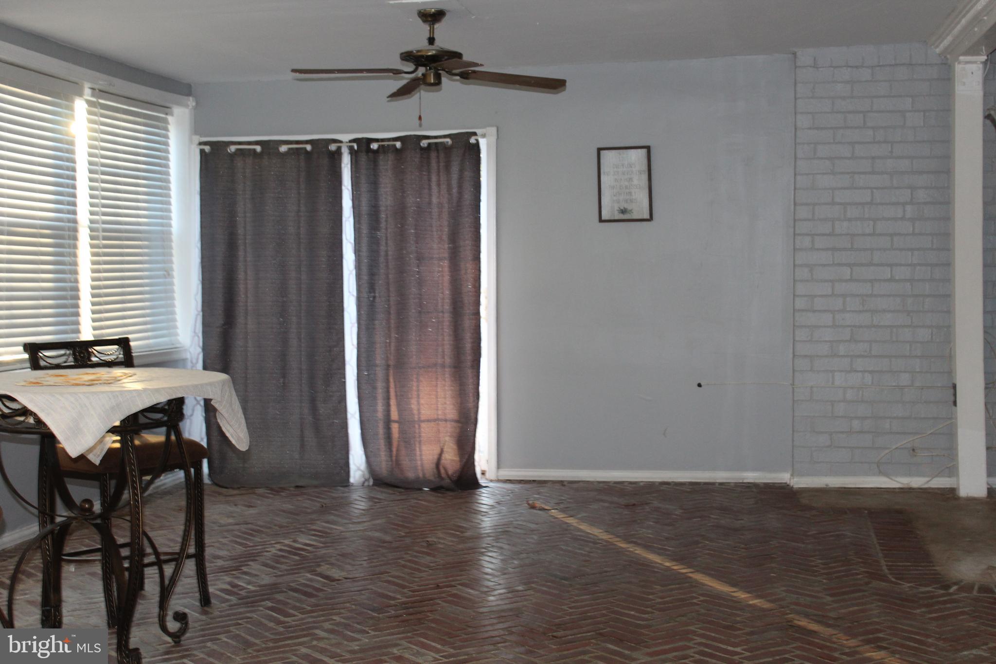OXON HILL - Residential