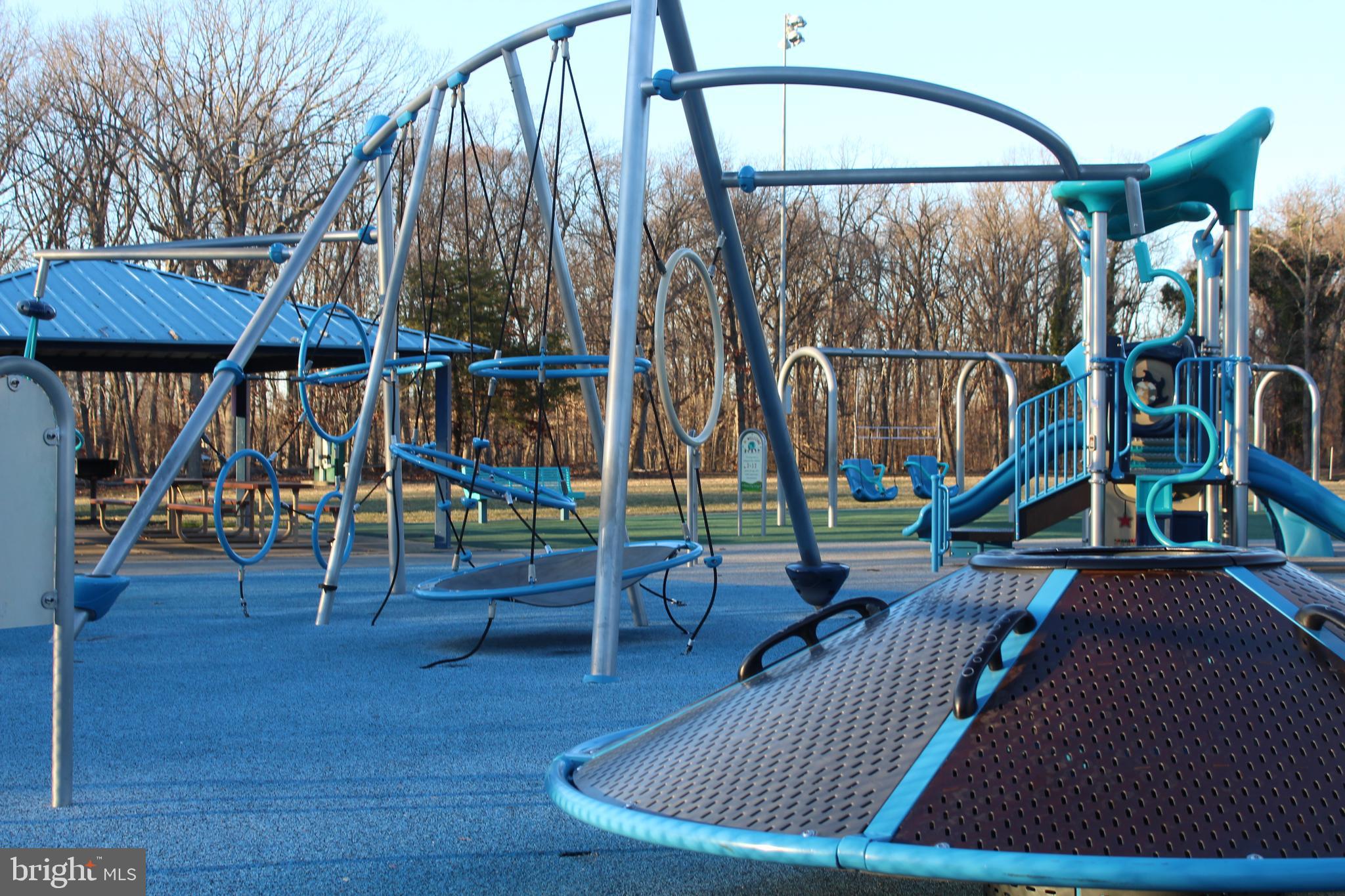 OXON HILL - Residential