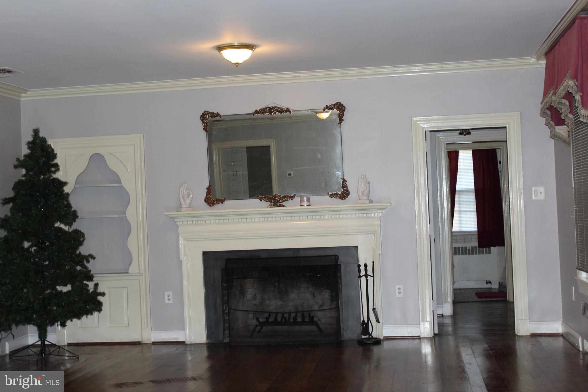 OXON HILL - Residential