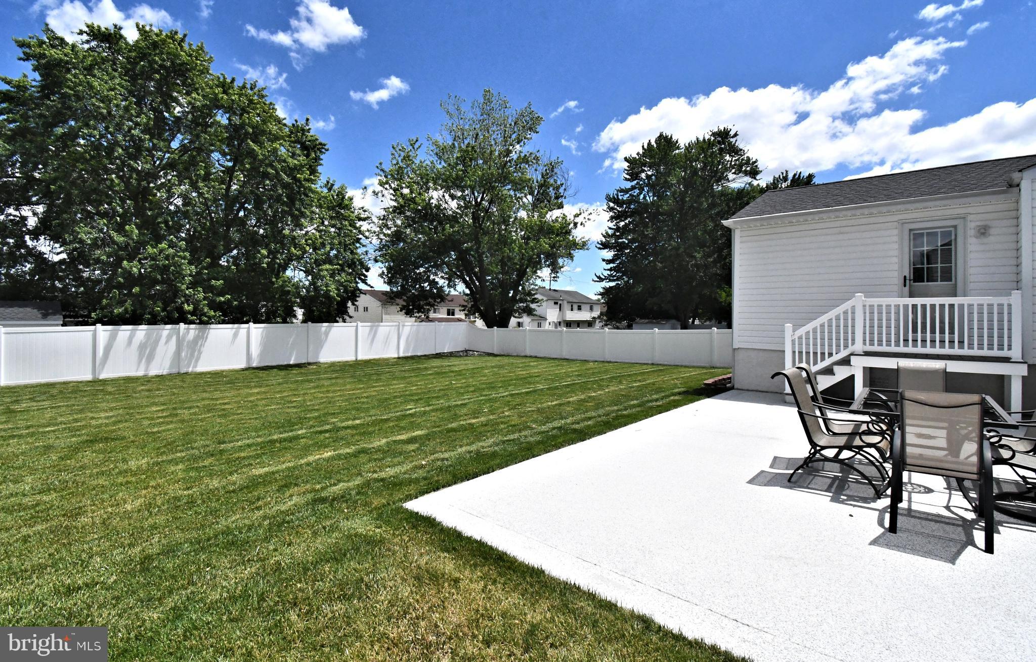 WILLOW MANOR FARMS - Residential