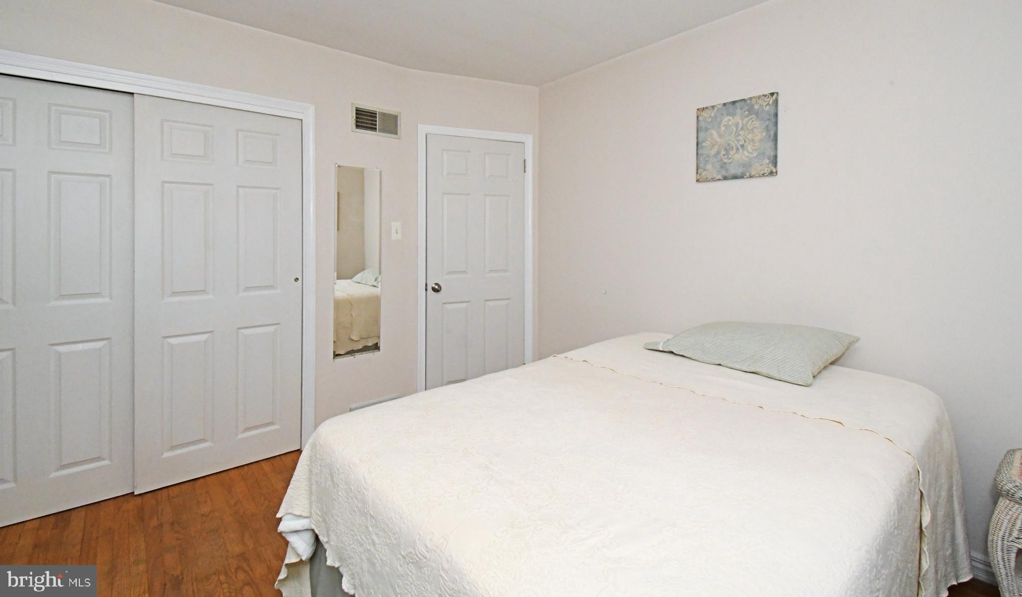 WILLOW MANOR FARMS - Residential