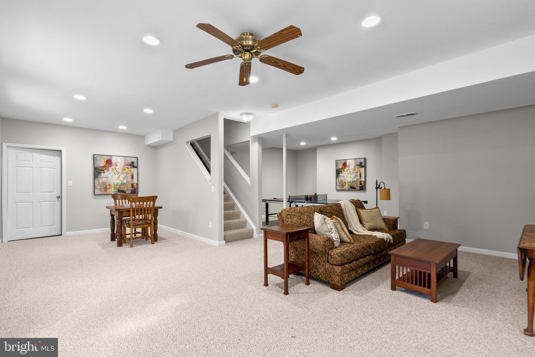 BARRINGTON OAKS - Residential