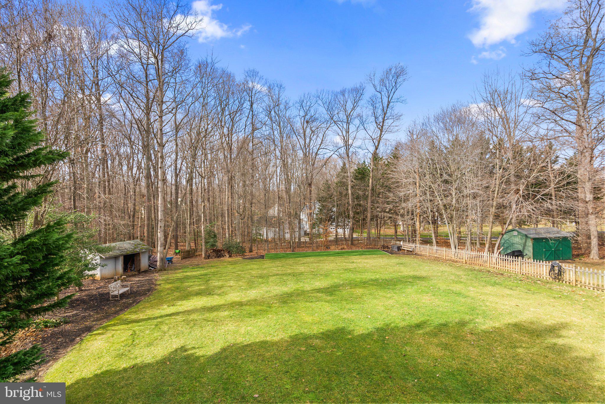 BARRINGTON OAKS - Residential