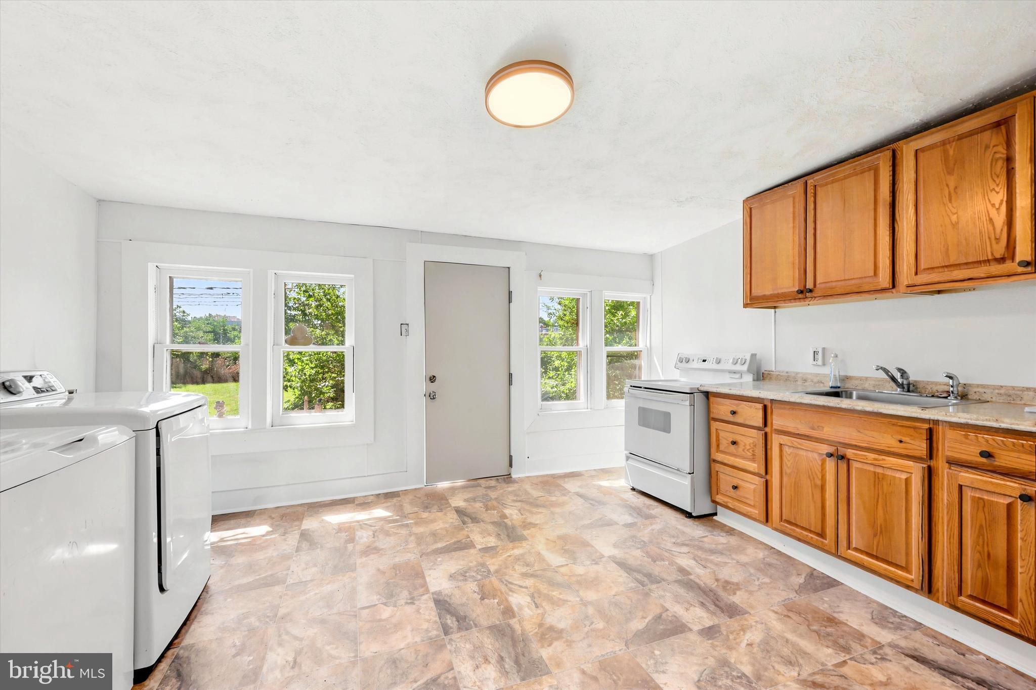 FRANKLIN VIL - Residential