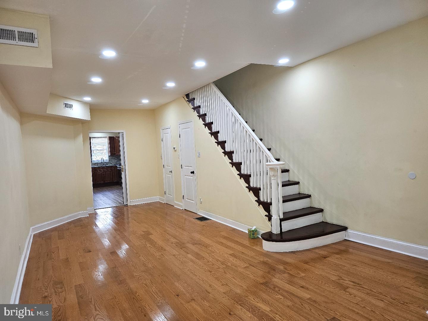 WEST PASSYUNK - Residential
