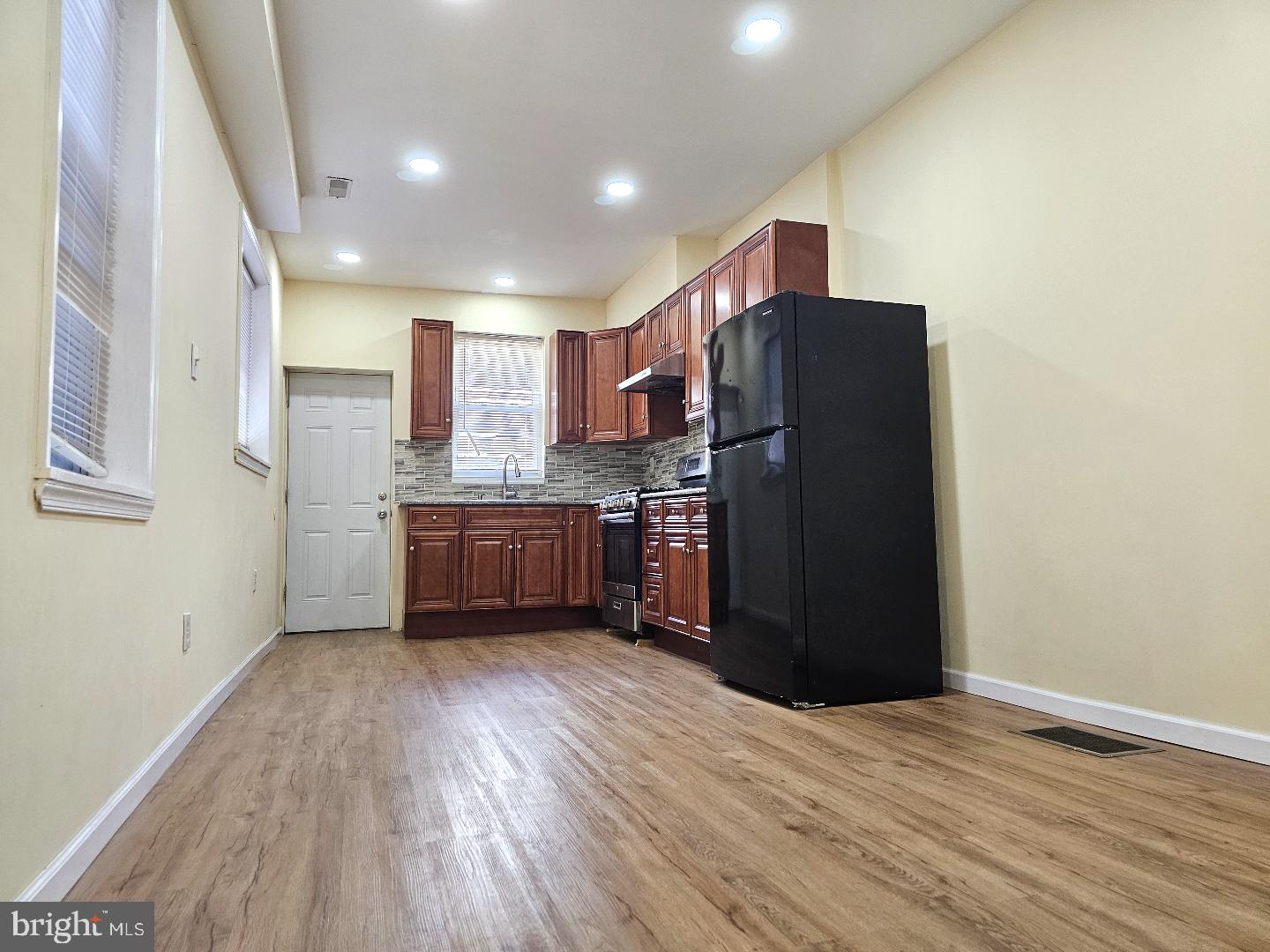 WEST PASSYUNK - Residential