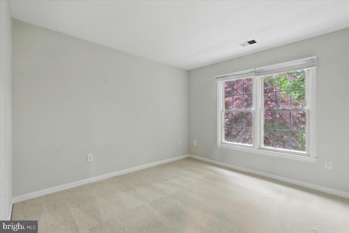 BARRINGTON - Residential