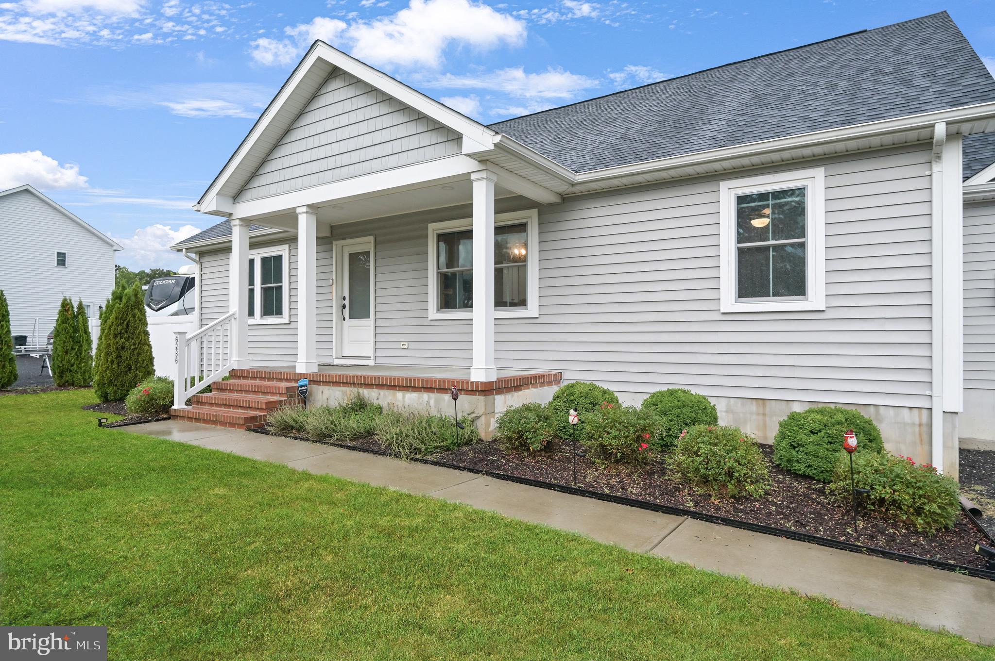 LORDS CROSSING - Residential