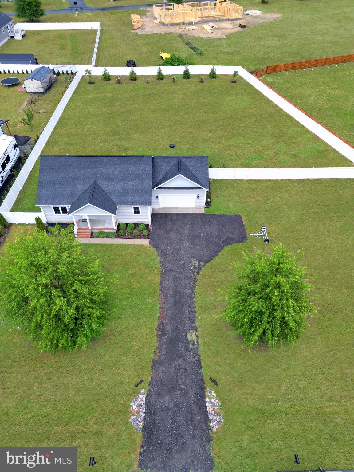 LORDS CROSSING - Residential