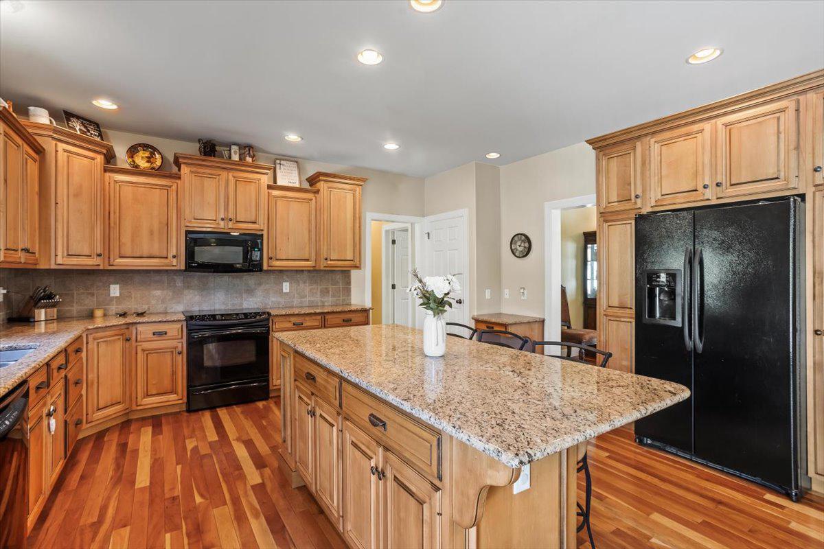 IRON VALLEY ESTATES - Residential