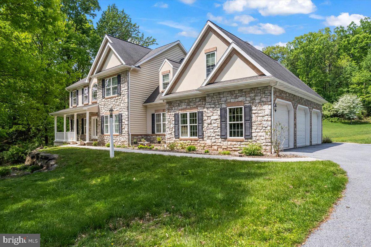 IRON VALLEY ESTATES - Residential
