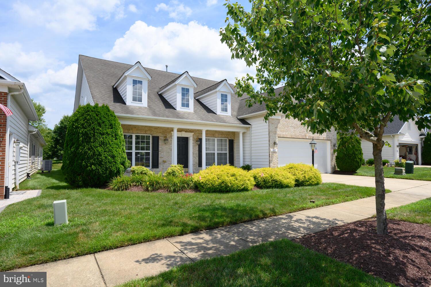 SYMPHONY VILLAGE AT CENTREVILLE - Residential
