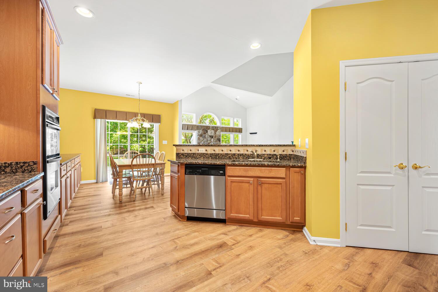 SYMPHONY VILLAGE AT CENTREVILLE - Residential