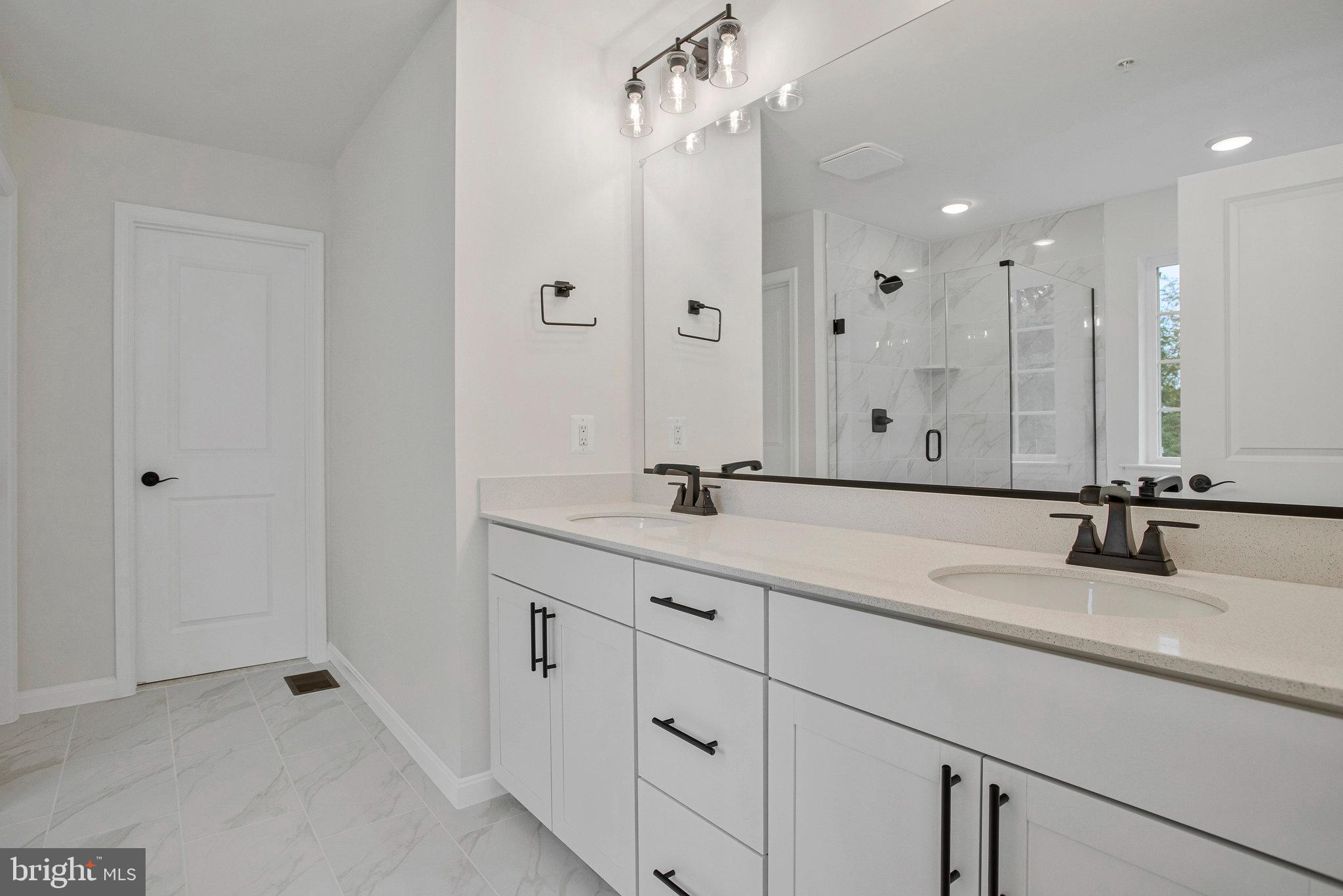 ROBERTS CROSSING - Residential