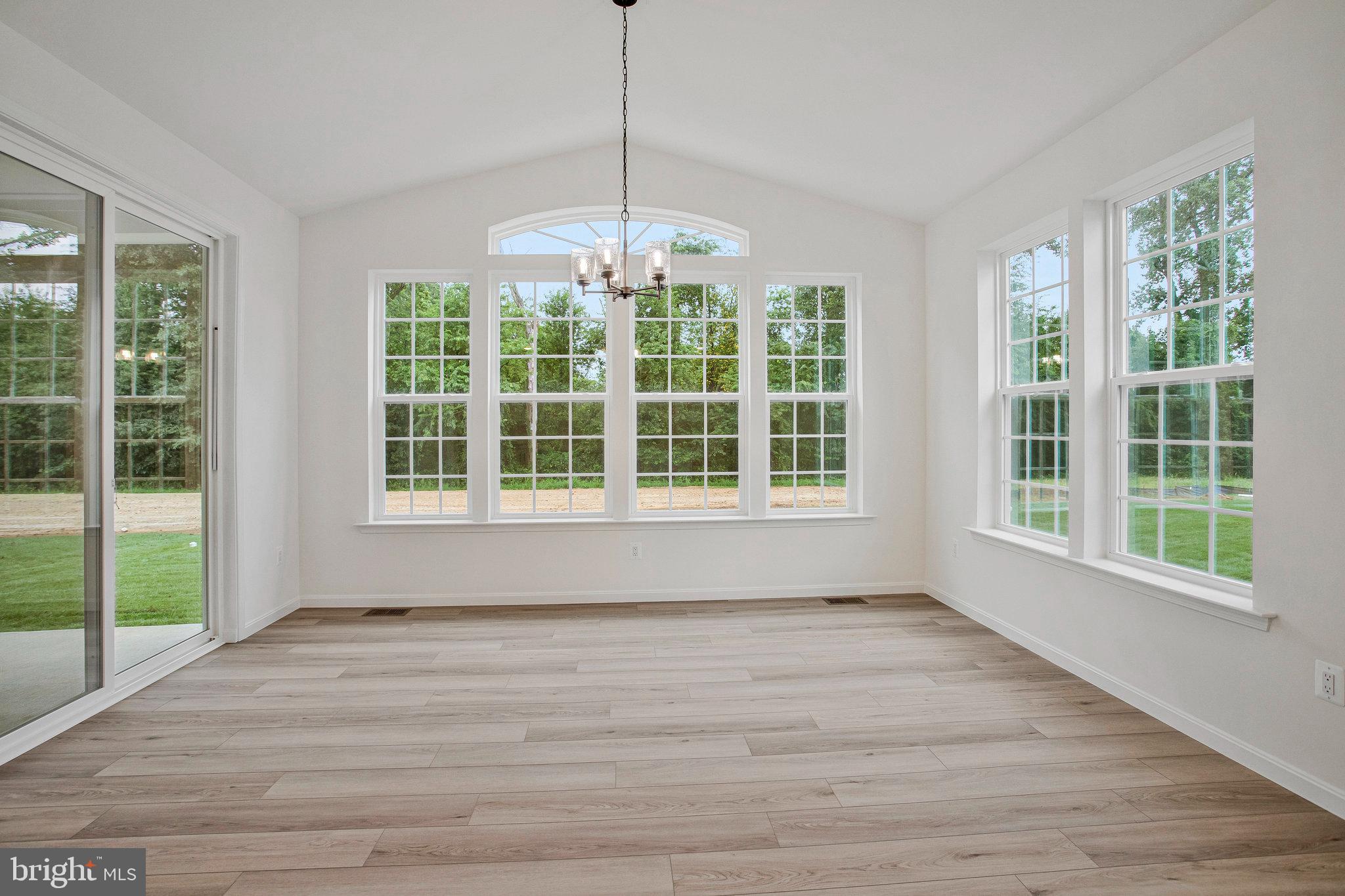 ROBERTS CROSSING - Residential