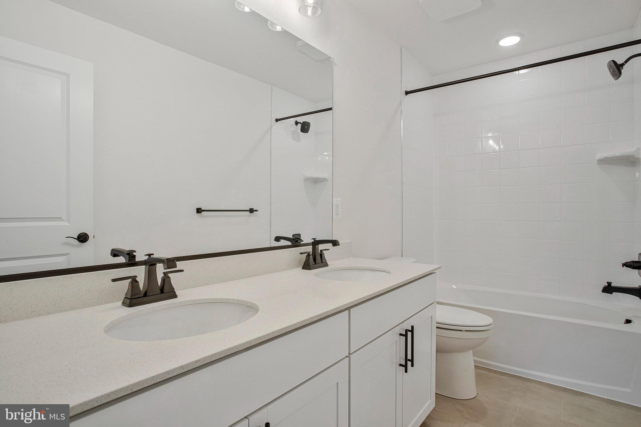 ROBERTS CROSSING - Residential