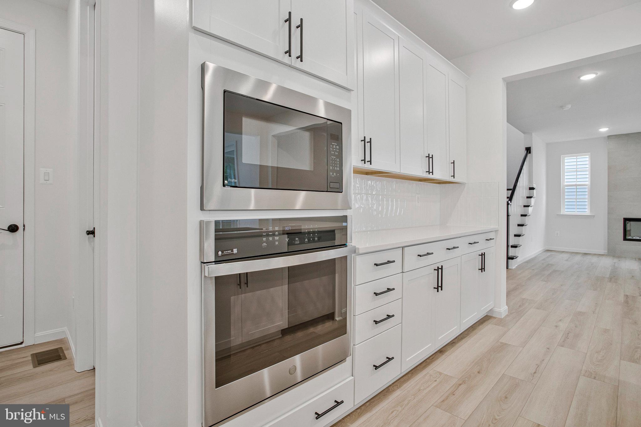 ROBERTS CROSSING - Residential