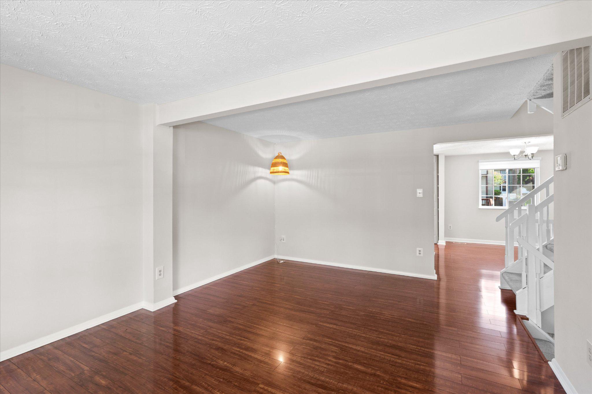 COURTS OF TYSONS - Residential