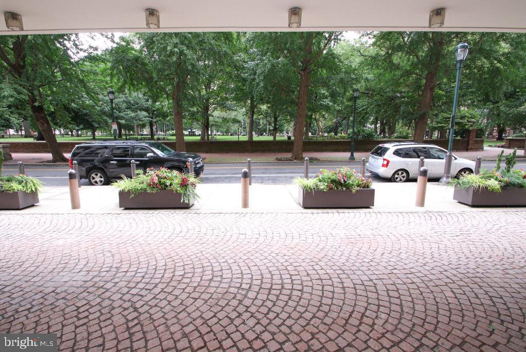 SOCIETY HILL - Residential