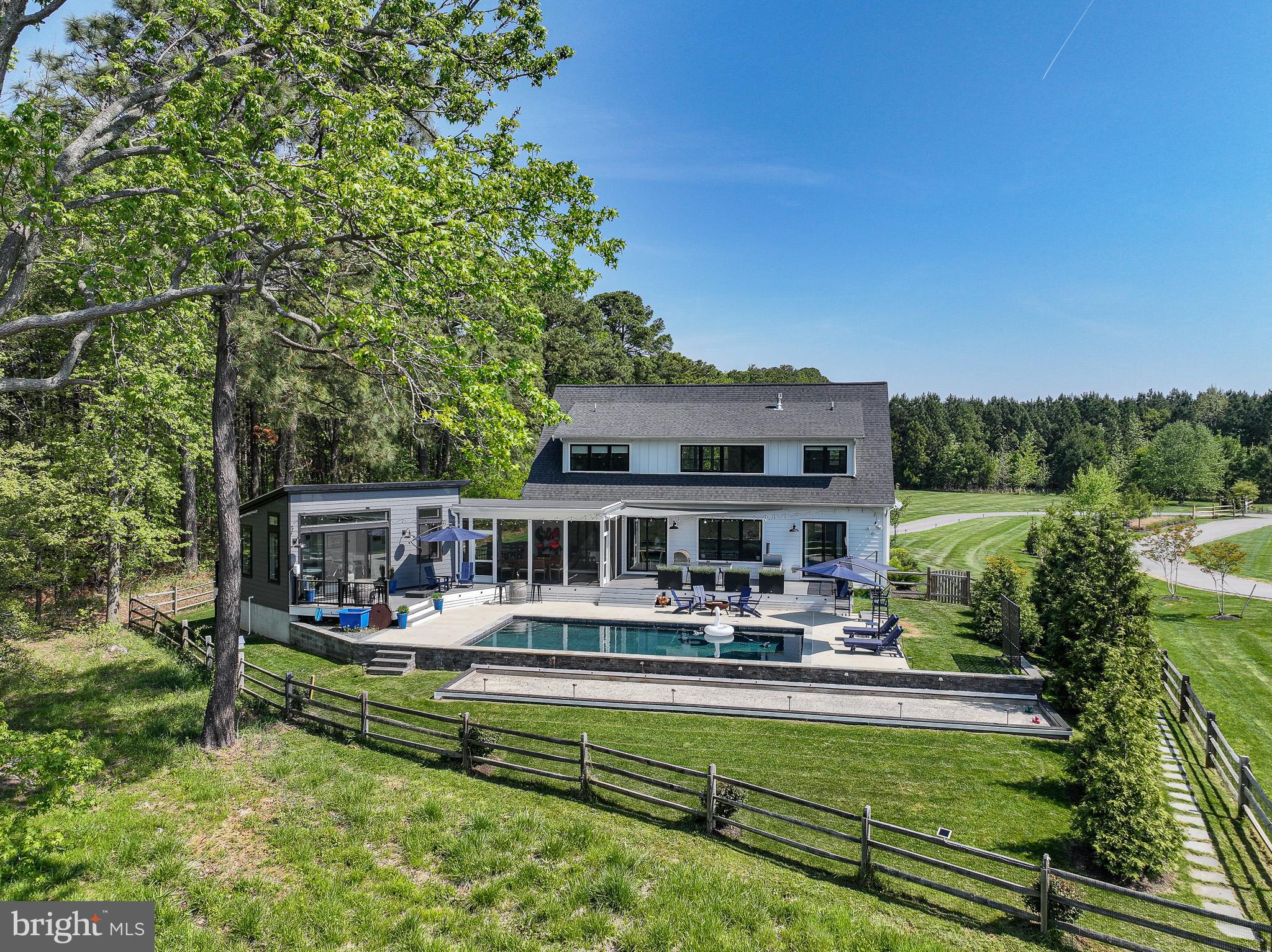SAN DOMINGO COVE - Residential