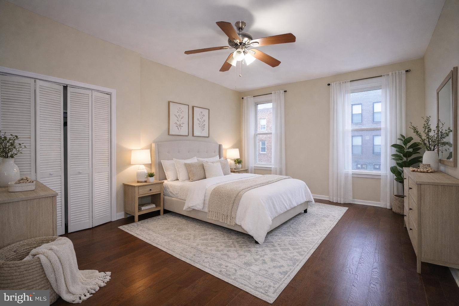 EAST KENSINGTON - Residential
