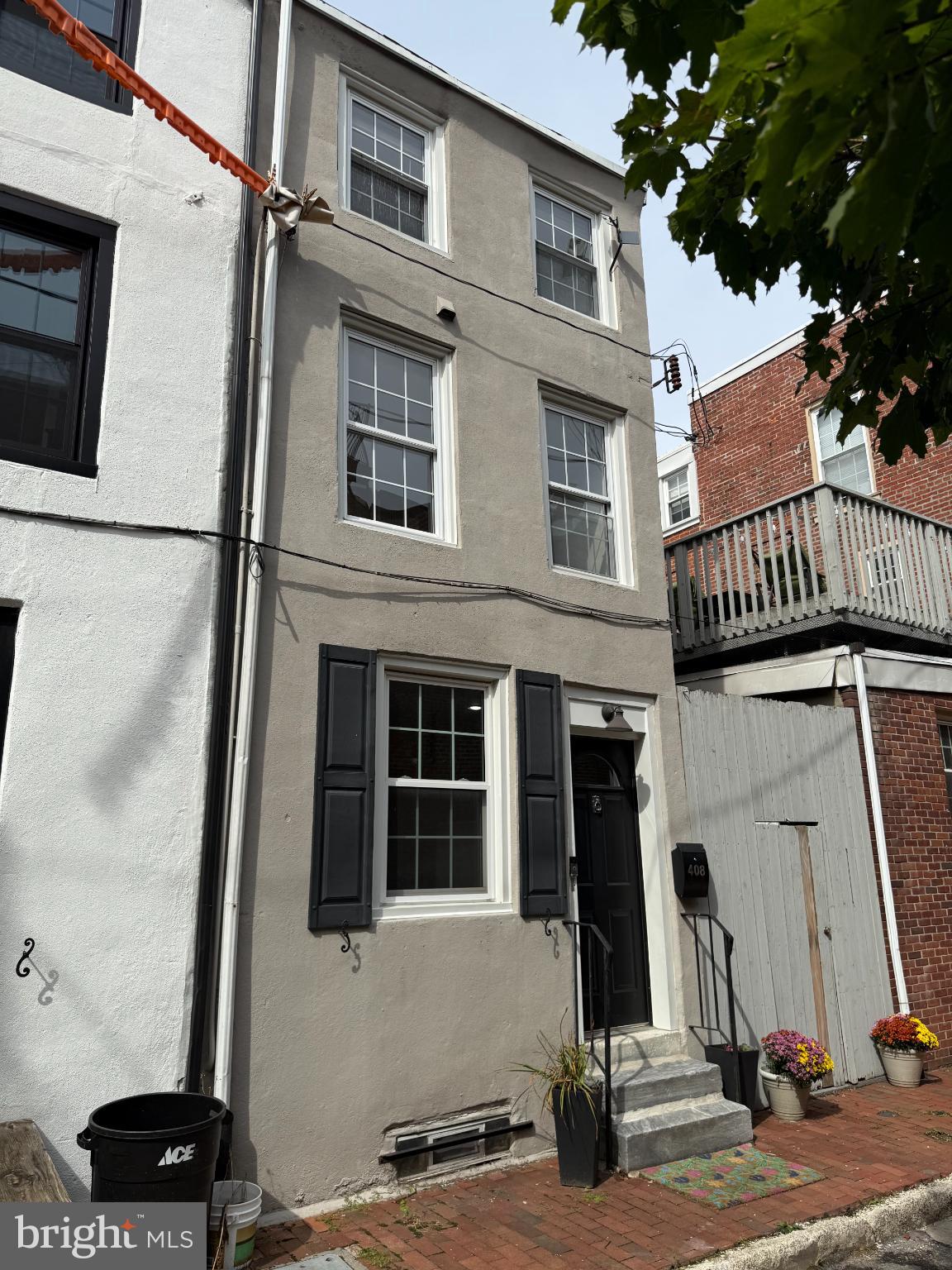 WASHINGTON SQ WEST - Residential