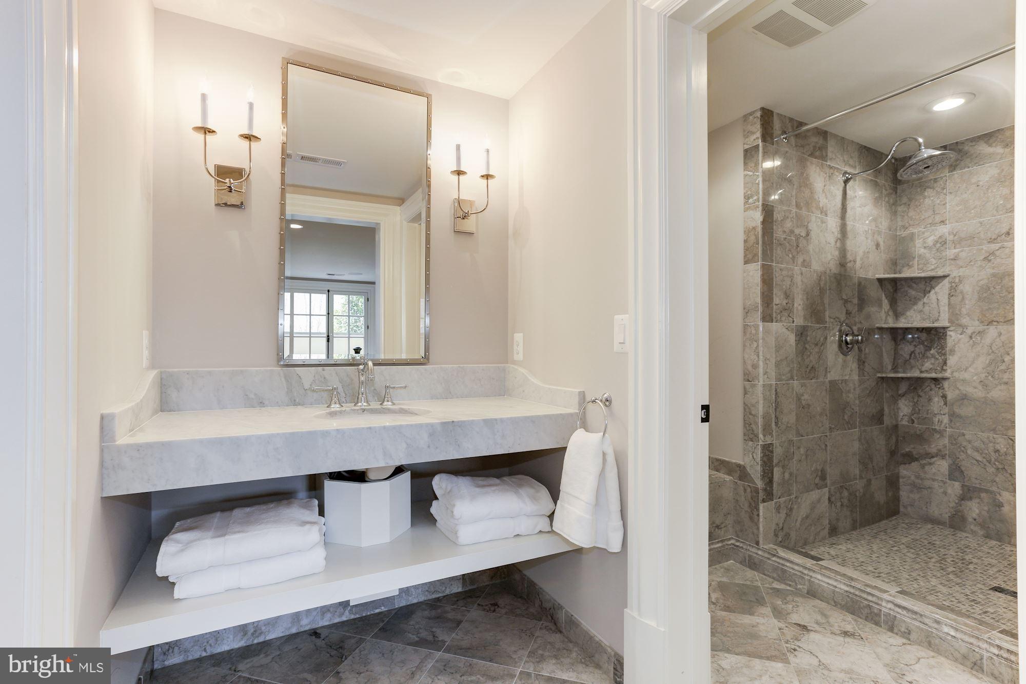 LANGLEY OAKS - Residential