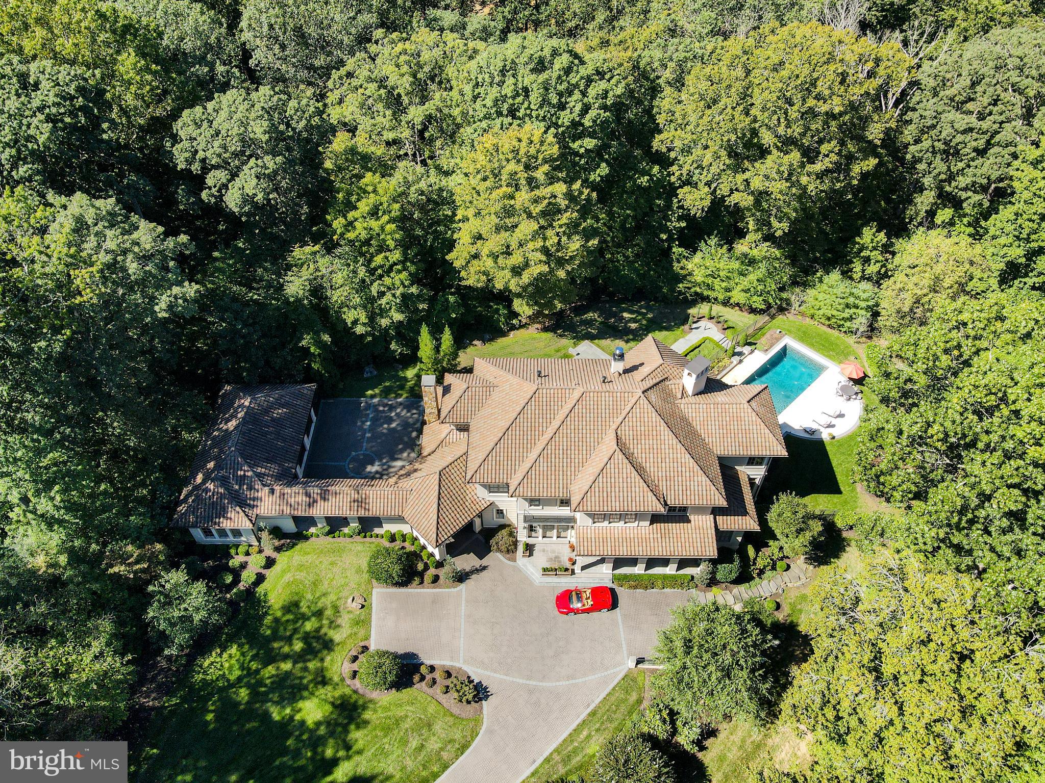 LANGLEY OAKS - Residential